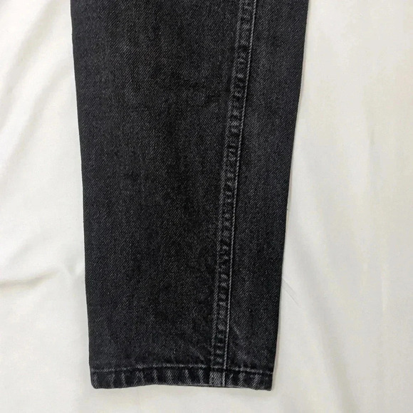 BDG Washed Black High-Waist Mom Jeans, Color Black Size 25 - Picture 5 of 13